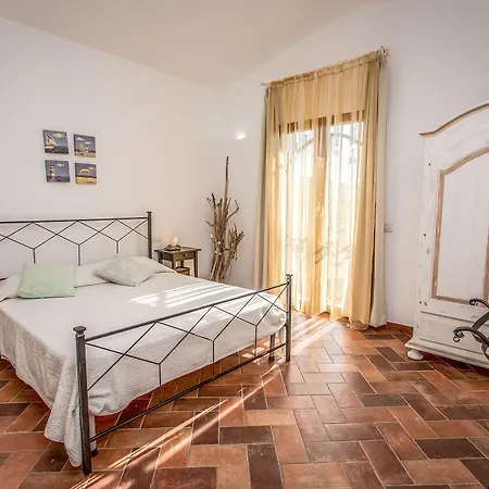 Bed & Breakfast Dolce Luna Arzachena