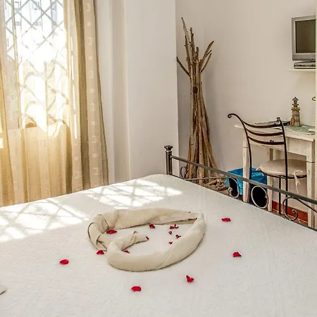 Oda ve Kahvaltı Dolce Luna 4*