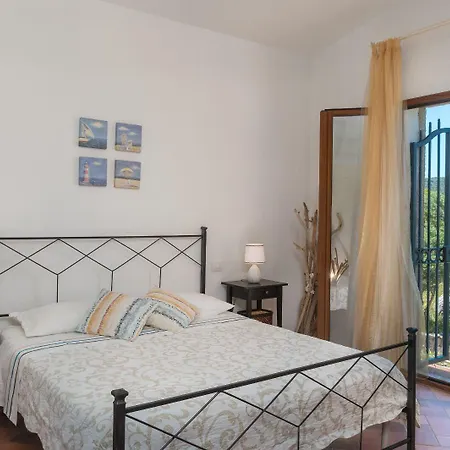 Oda ve Kahvaltı Dolce Luna 4*