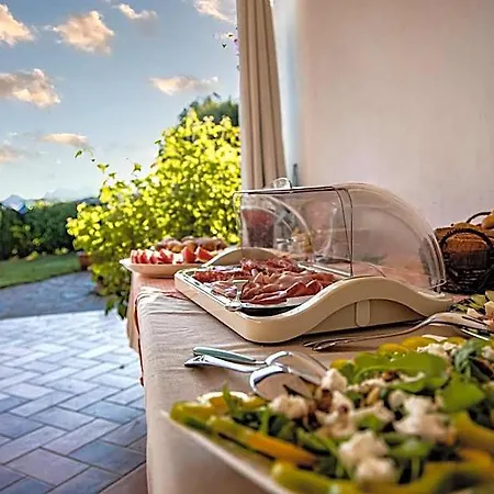Bed and breakfast Dolce Luna 4*